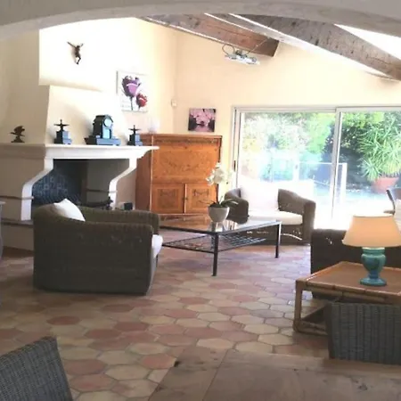3 Chambres Avec Piscine Vue Wifi Climatisation ヴィラ *
